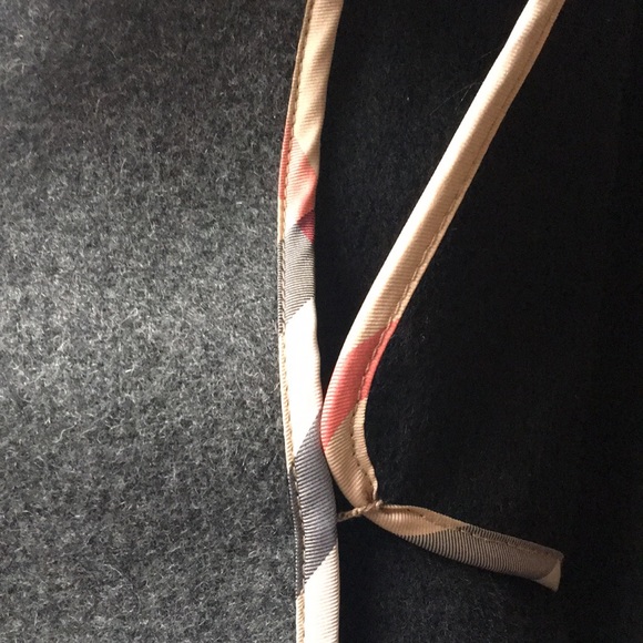 NEW ! Burberry coat for men, final sale, no offers! NEW! No tag attached. - Picture 9 of 16